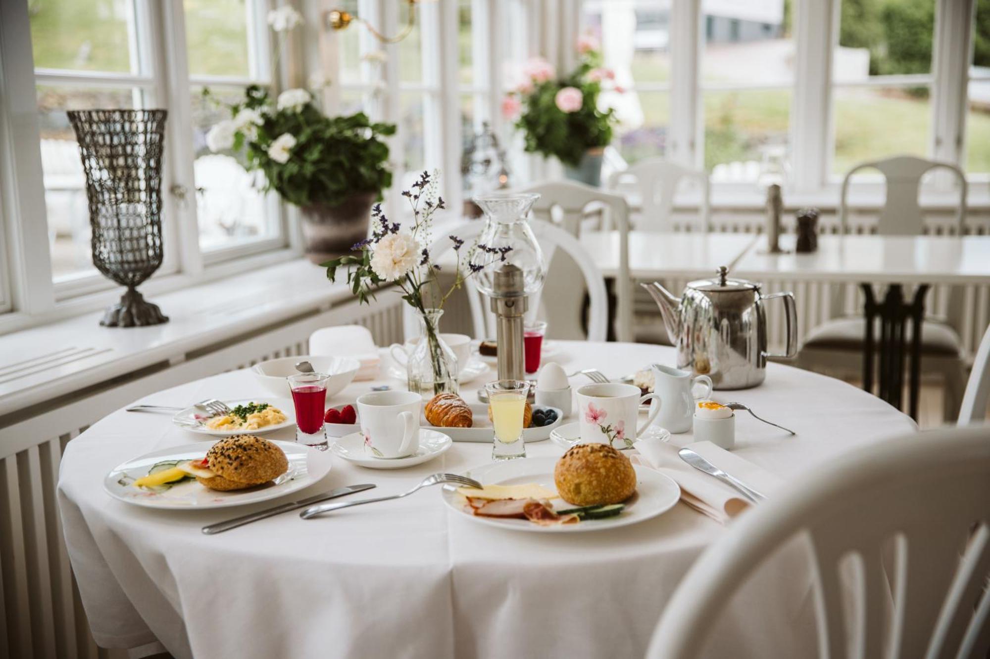 Hotel Rusthallargarden Arild Εξωτερικό φωτογραφία